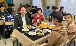 Van’da ‘iftarda konuşalım’ etkinliğiyle ramazan söyleşileri gerçekleştirildi