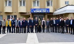 Van Yüzüncü Yıl Üniversitesi’nde geleneksel bayramlaşma töreni gerçekleştirildi