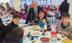 Van’da ‘iftarda konuşalım’ programında gönüller birleşti