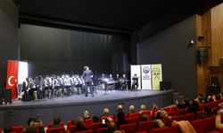 Van’da Tasavvuf Müziği Konseri Yoğun İlgi