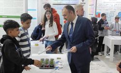Van’da TÜBİTAK 2204-B bölge finali sergisi açıldı