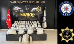 Van’da zehir tacirlerine darbe! Kilolarca madde ele geçirildi