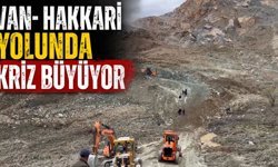 Van- Hakkari yolunda kriz büyüyor