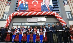 Bakan Tekin Van Olgunlaşma Enstitüsü’nün yeni binasını hizmete açtı