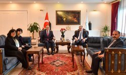 Çin Büyükelçisi Jiang Xuebin’den Van’a ziyaret