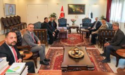 Mısır Çarşısı esnafından Valiliğe ziyaret