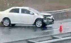 Van-Erciş yolunda yağış nedeniyle kaza