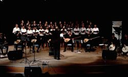 Van’da Devlet Konservatuvarı’ndan halk müziği konseri