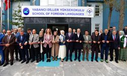Van YYÜ Yabancı Diller Yüksekokulu yeni hizmet binası açıldı