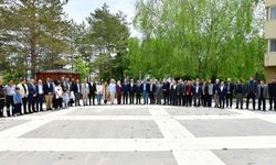 Van YYÜ’de geleneksel bayramlaşma töreni