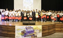 Van’da ‘Çocukların Gözünden Van Fotoğraf Şenliği’ ödül töreni