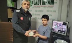 Vanlı küçük Yasin’den bayram öncesi Gazze’ye anlamlı bağış
