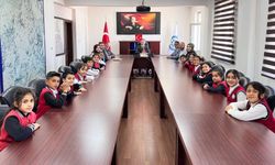 Çaldıran’da minik kalemlerden büyük hikâyeler