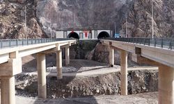 Hakkâri’de ulaşımda yeni dönem: Dev tünel ve köprüler açıldı