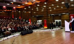 İhsan Fazlıoğlu Vanlılarla söyleşide buluştu