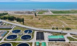 Van Gölü’nde 2 Milyon 100 bin metreküp dip çamuru çıkarıldı