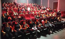 Van’da 10 bin öğrenci 571 Rahmet Peygamberi Filmiyle buluştu