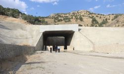 HÜDA PAR`dan yetkililere çağrı! Şırnak-Van yolu 13 yıldır tamamlanamıyor!