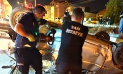 Van'da TOKİ kavşağında peş peşe kazalar: İki çocuk yaralandı