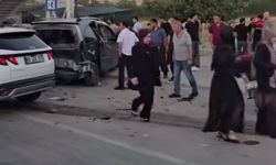 Van'da zincirleme kaza: Çok sayıda araç birbirine girdi