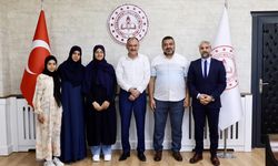 LGS Türkiye birincisi Meryem Sakman’dan Müdür Çandıroğlu’na ziyaret