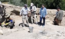 Çavuştepe Kalesi’nde tarihe ışık tutuluyor