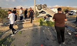 Van-Erciş yolunda feci kaza: 2’si ağır 5 yaralı