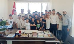 Şehitlik Camii yaz Kur’an kursu öğrencilerinden Müftü Durmuş’a ziyaret