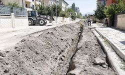 Van Halilağa Mahallesi’nde 50 yıllık asbest borular yenileniyor