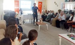 Van’da aile destek merkezi personel ve kursiyerlerine afet eğitimi verildi
