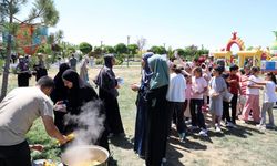 Van’da çocuklar için şenlik düzenledi