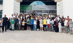 Vanlı öğrenciler Mersin Gençlik Kampı'na uğurlandı
