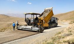 Bahçesaray’da 3 bin 800 rakımda yol çalışması
