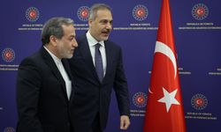 Dışişleri Bakanı Fidan, İranlı mevkidaşı Arakçi ile bir telefon görüşmesi gerçekletirdi