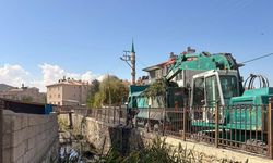 DSİ, Tuşba’da kanal ıslah çalışmalarını sürdürüyor