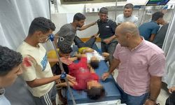Gazze’de 6 katlı bina enkaza döndü: 20 şehit, 100 kayıp
