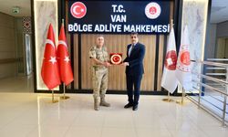 Tuğgeneral Mücahit Avkıran’dan Başsavcı Hikmet Salman’a ziyaret