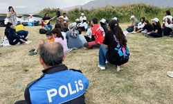 Van’da çocuklar Dilkaya’da hem eğlendi hem doğayla buluştu
