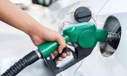 Benzin fiyatlarında büyük indirim beklentisi! Litre başına 4,30 TL düşüş