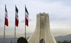 Katarlı arabulucular Tahran'a ulaştı