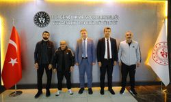 Milli Takım Antrenörü Necmettin Yılmaz’dan Müdür Tosun’a ziyaret