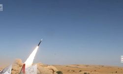 Riyad’da füze alarmı: Patlama sesleri duyuldu