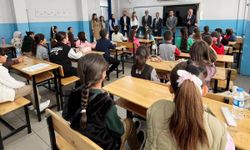 Tuşba’da kitap okuma yarışması sınavı düzenlendi
