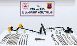 Van’da tarihi eser kaçakçılığı operasyonu: 529 Roma sikkesi ele geçirildi