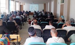 Van’da velilere ‘okul ve aile’ kapsamında eğitim verildi