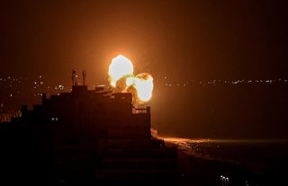İsrail Gazze'de hava saldırısı düzenledi