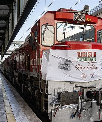 "Turistik Diyarbakır Ekspresi" ilk seferini tamamladı