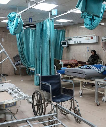 Aksa Hastanesi'nde yüzlerce hasta ölüm tehlikesi altında