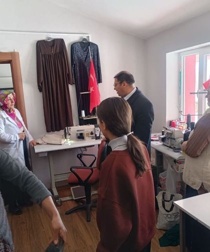 Edremit’te ADEM'lerde yürütülen kurslar yerinde incelendi