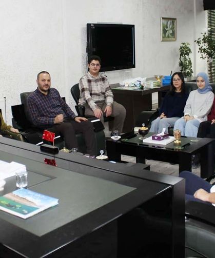 Edremit Bilim ve Sanat Merkezi öğrencilerinden Müdür Nurses’e ziyaret